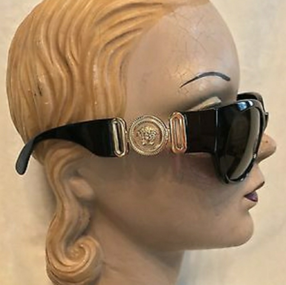 Versace Authentic